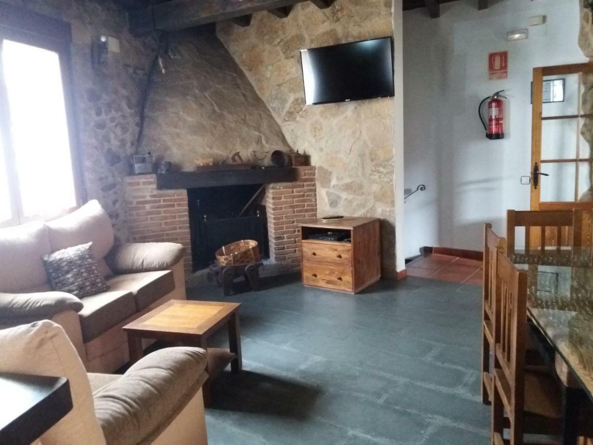 Casa Rural El Caño de Abajo Aldeanueva del Camino Exterior foto
